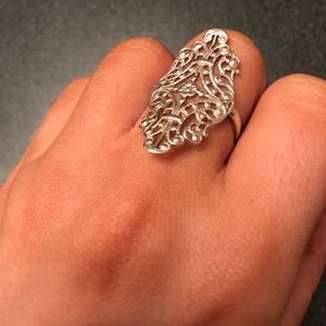 Sterling silver ring size 7.5